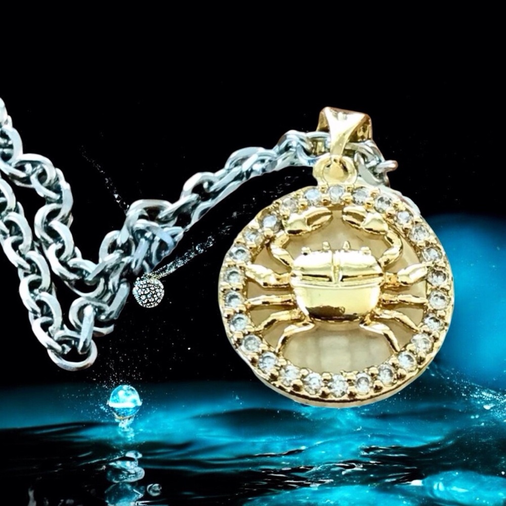 🆕 Cancer Crystal Zodiac Pendant Necklace Gold Pating Over Alloy